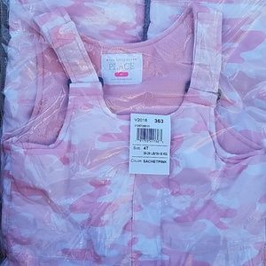 Girls 4T Snow Pants. Brand new with tags.